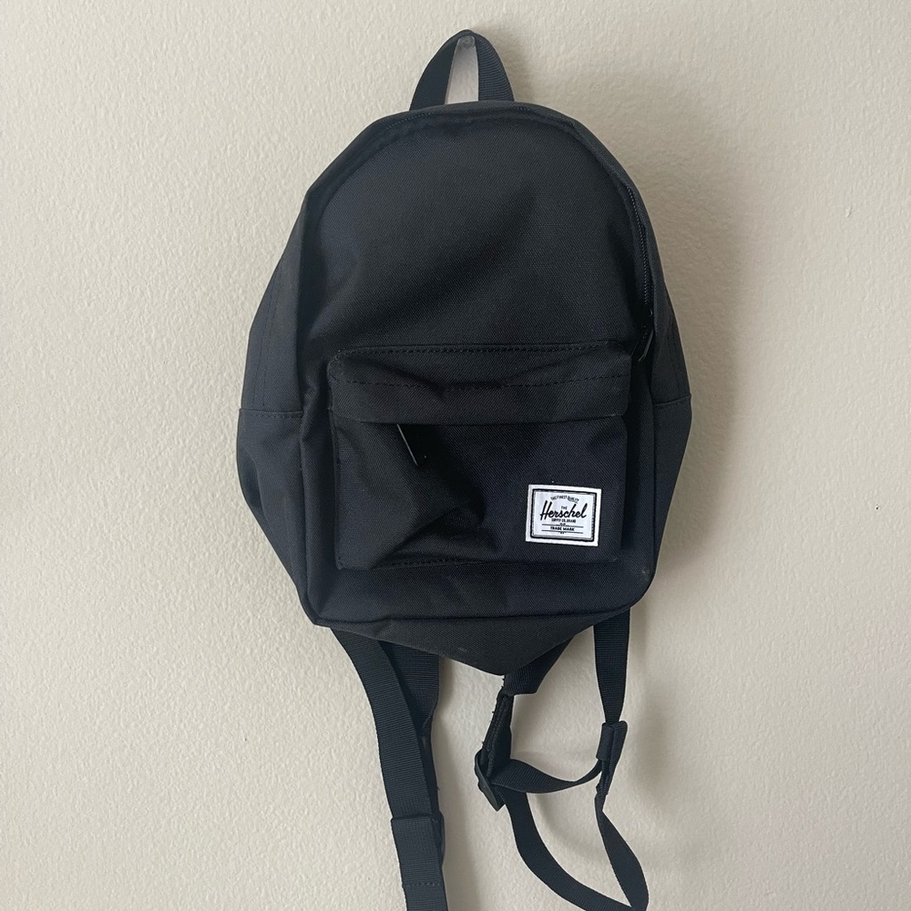 Herschel Supply Co Classic Mini Backpack in Black
